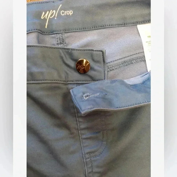 Up!  Crop Blue Pants Size 12 - Picture 8 of 9